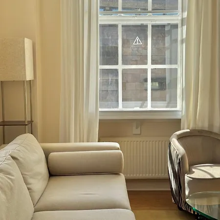 Museum View Center Luxury With Lift Royal Mile Apartment *