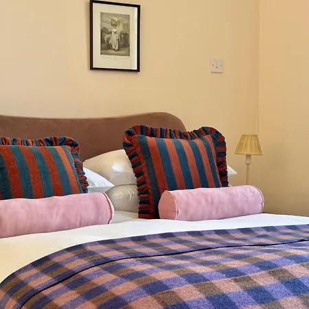 Museum View Center Luxury With Lift Royal Mile Apartment