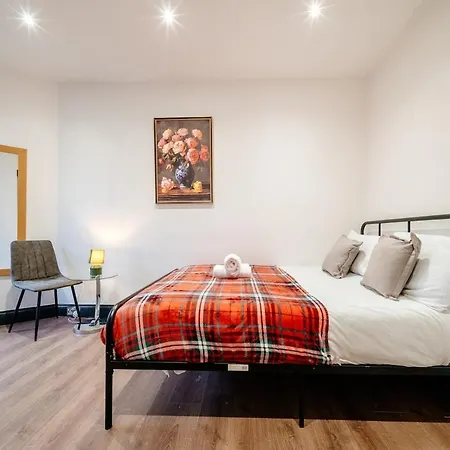Mcdonalds House 10 Guests 10 Beds 15 Minute Centre Edimburgo