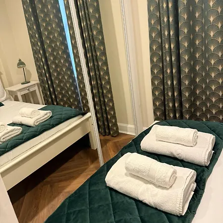 Luxury 2 Bedroom On Famous Royal Mile *