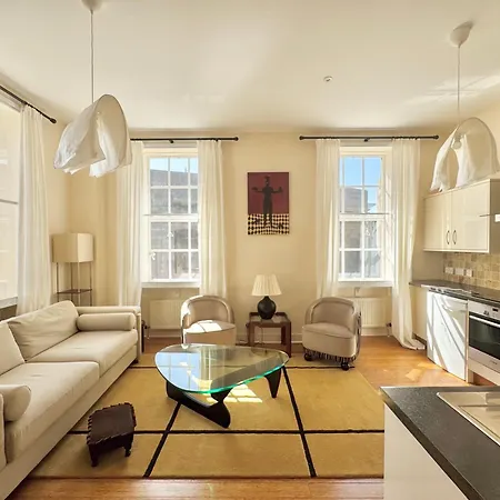 Museum View Center Luxury With Lift Royal Mile Apartment Edinburgh