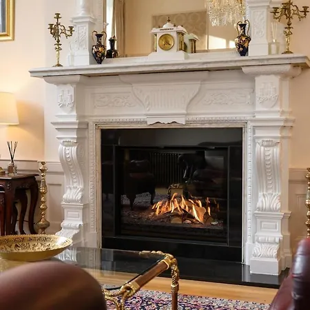 Beautiful 2-bedroom New-town Lägenhet