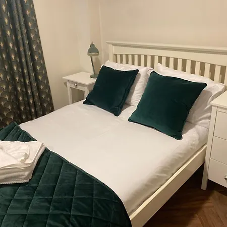 Luxury 2 Bedroom On Famous Royal Mile *