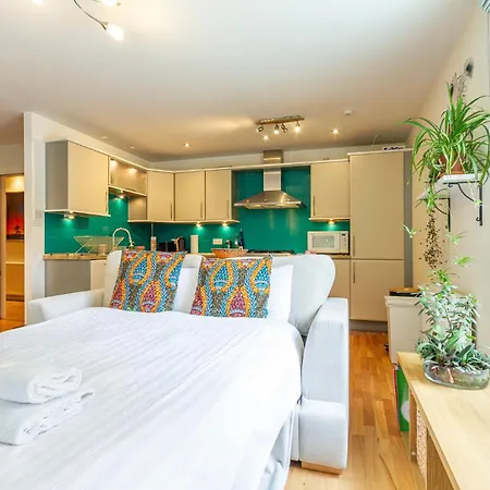 Apartamento Leafy Leith 2bdr Retreat With A Private Balcony