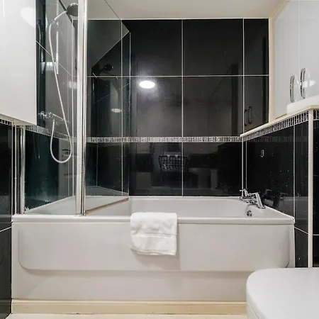 Flaxmill's Sleep 4, 2 Bedrooms, Great Lägenhet