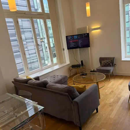 Apartment Quartermile