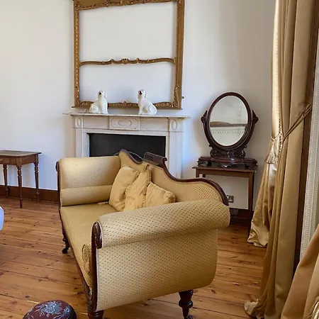 Apartment Elegant Main Door, 2 Floor Flat In Historic Leith *