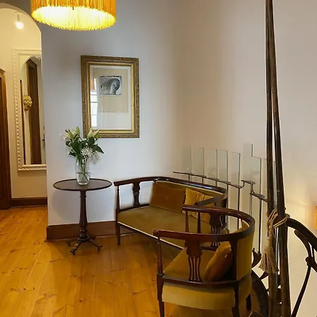 Apartment Elegant Main Door, 2 Floor Flat In Historic Leith