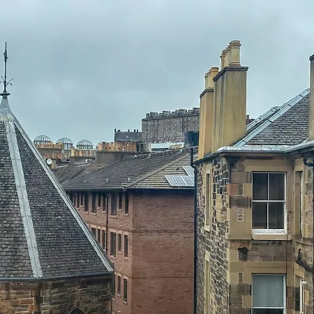 Centre 2br For 4, Mins To Old Town, Fringe Venues & The Meadows Lägenhet Edinburg