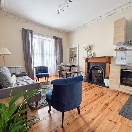 Centre 2br For 4, Mins To Old Town, Fringe Venues & The Meadows Lägenhet