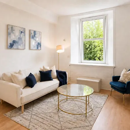 Charming 1 Bdr In - Sleeps 3 - Free Parking