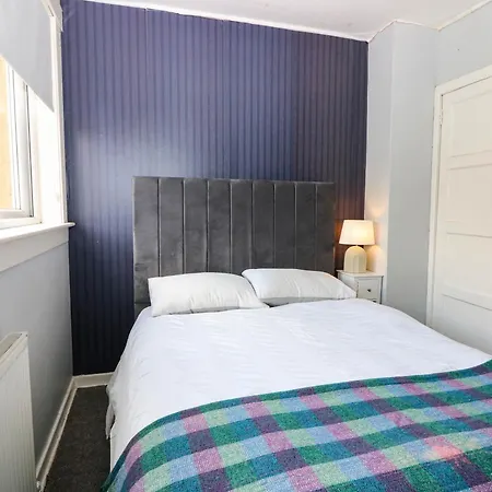 6 Niddrie Marischal Road بيت للعطل
