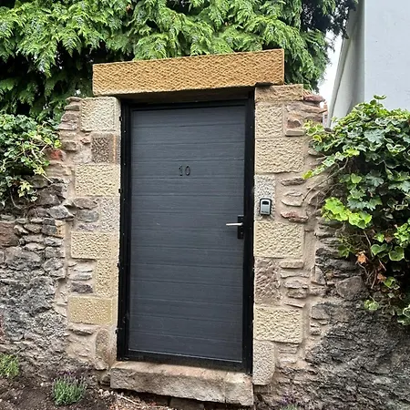 Ground Floor House, Sleeps 6, Close To Meadows * エディンバラ