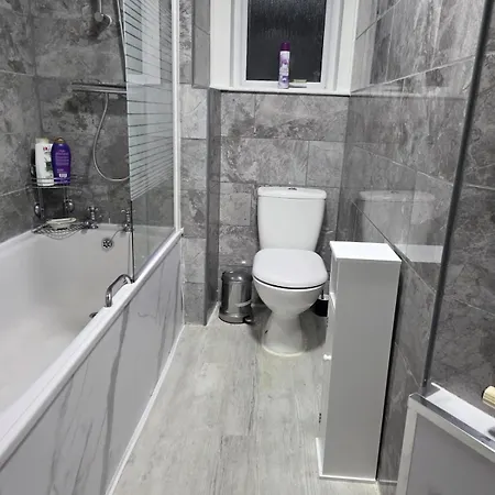 Comfortable In The Heart Of Leith Edimburgo
