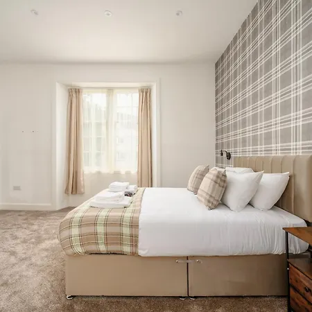 Newsome - Private Bedrooms - Gilmerton, Gasthof 3*