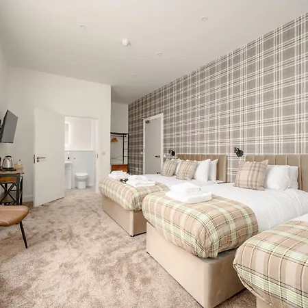 Newsome - Private Bedrooms - Gilmerton, Gasthof 3*