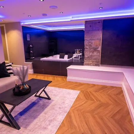 Grand Leith Luxe Jacuzzi & Cinema * Edimburgo