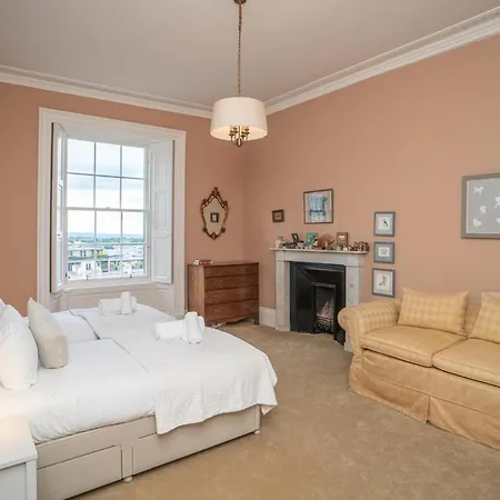 Apartment Charming 2 Bedroom Flat In The Centre - Pass The Keys Edinburgh