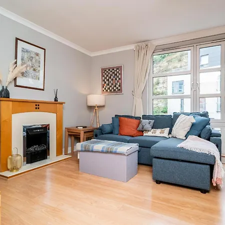 Stylish Minutes From The Royal Mile - Pass The Keys Edinburg