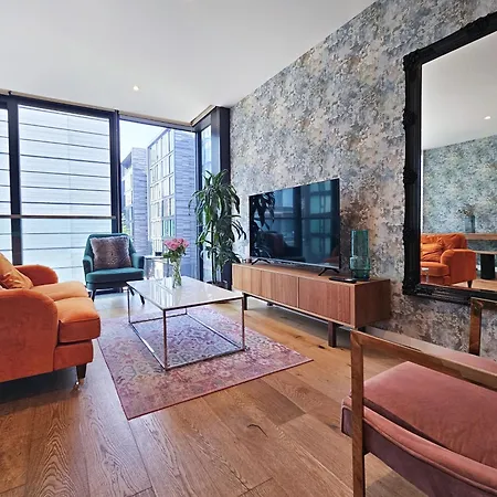Stylish 2-bedroom Old Town With Lift Edinburgh