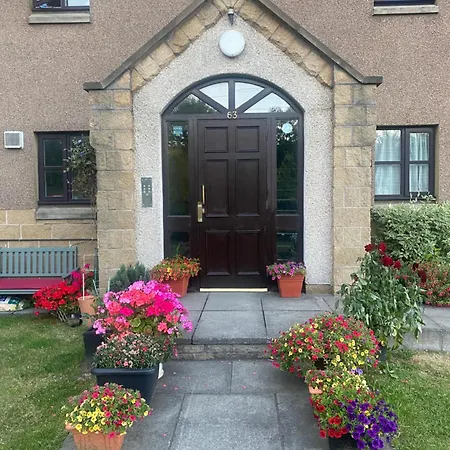 Cosy Centre 2 Bedroom * Edinburgh
