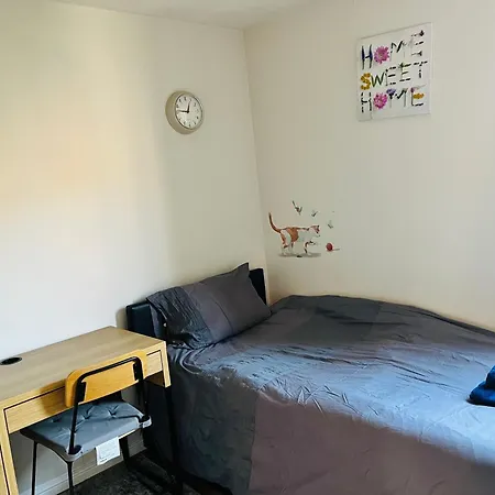 Cosy Stylish 2-bed