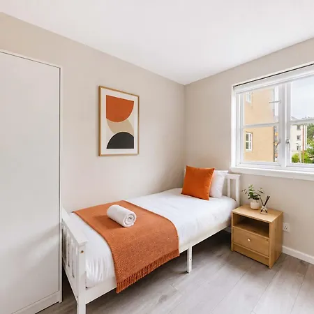 Bnbnova - 2br - Minutes To Royal Mile & Old Town Edinburgh