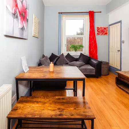 Apartment Cosy 3 Bedroom By Meadows *