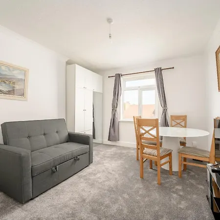 Parkhead 2 Bedroom -