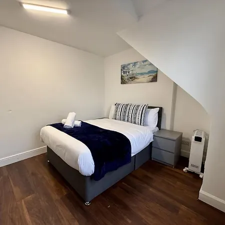 Stylish Floor Flat In The Heart Of Apartment