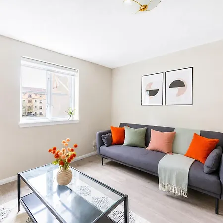 Apartment Bnbnova - 2br - Minutes To Royal Mile & Old Town *