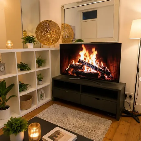 Comfortable 2br Flat In Leith Sleeps 5 Edimburgo