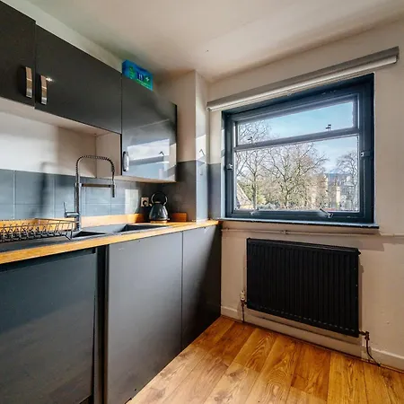Base Of Royal Mile - Sleep 8 - 4bed 3 Bth *
