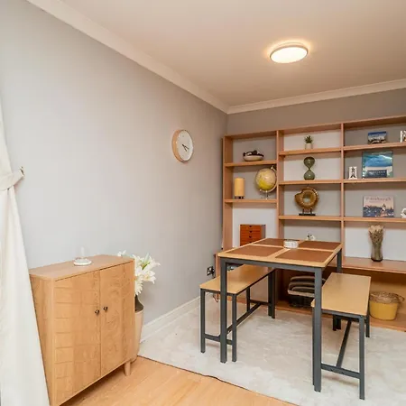 Stylish Minutes From The Royal Mile - Pass The Keys