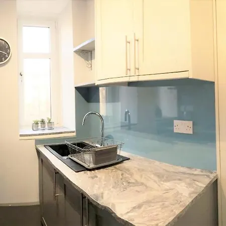 Edinburgh-buccleuch Street Apartment *