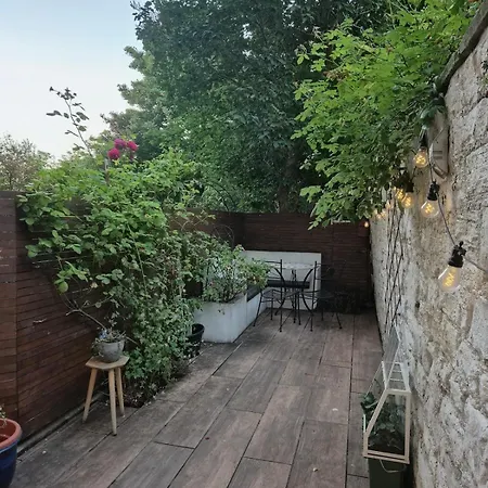 Spacious Garden Flat Apartamento *