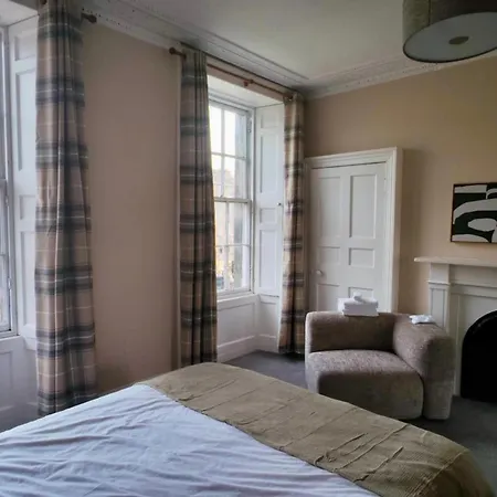 St Patrick Square 2br * Edinburgh