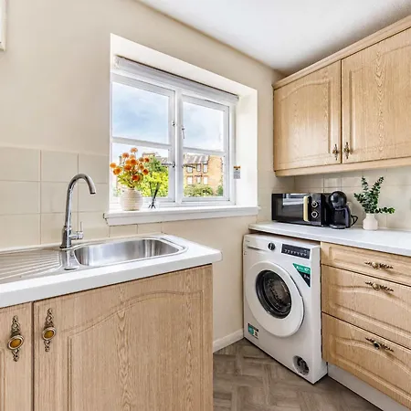 Apartment Bnbnova - 2br - Minutes To Royal Mile & Old Town *