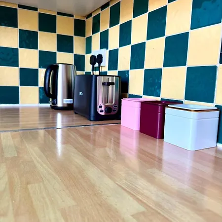 Arthurs Seat 2 Bed *