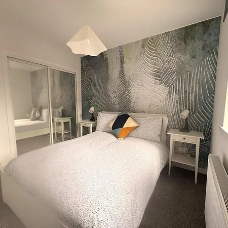 2 Bedroom Meadowbank With Free Parking * Edinburgh