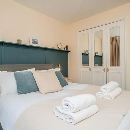 Stylish Minutes From The Royal Mile - Pass The Keys Lägenhet