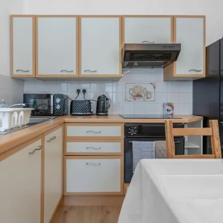 Tram - Centre - Sleeps 3 - 2 Beds * Edimburgo