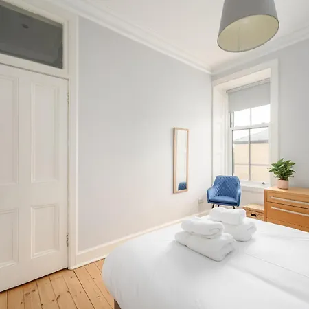 Harrison 2 Bedroom - Edinburgh
