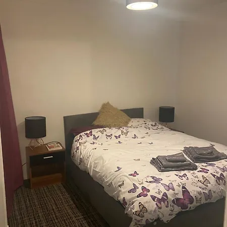 Cosy Centre 2 Bedroom Apartment Edinburgh