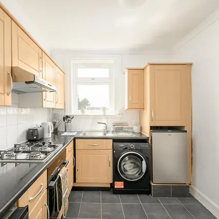 Parkhead 2 Bedroom - Apartment Edinburgh