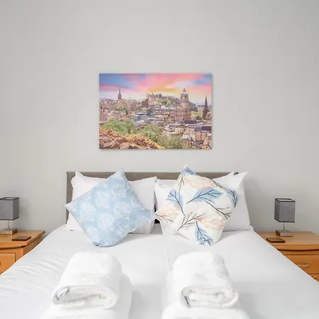 Harrison 2 Bedroom - Edinburgh