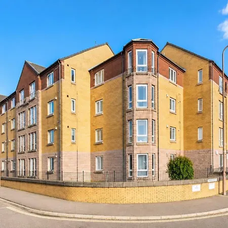 2 Bedroom Meadowbank With Free Parking Apartment *