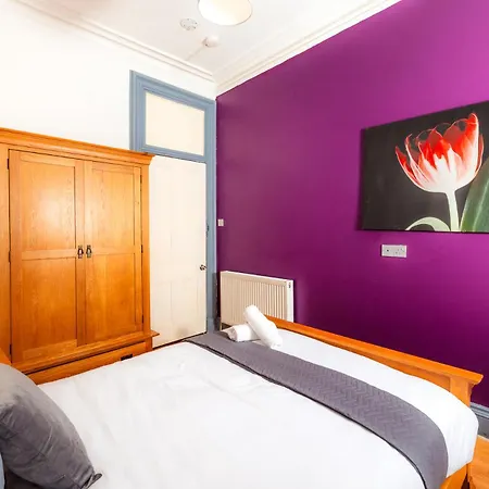 Apartment Cosy 3 Bedroom By Meadows *