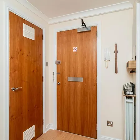 Lägenhet Stylish Minutes From The Royal Mile - Pass The Keys