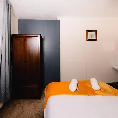 Apartment Cosy 4 Bedroom By Old Town *